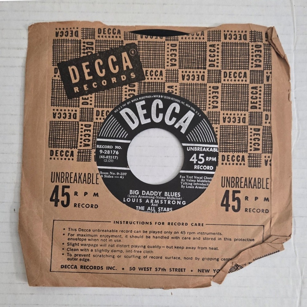Vintage‎ Louis Armstrong Big Daddy Blues 45 RPM Record Decca 9-28176 Jazz